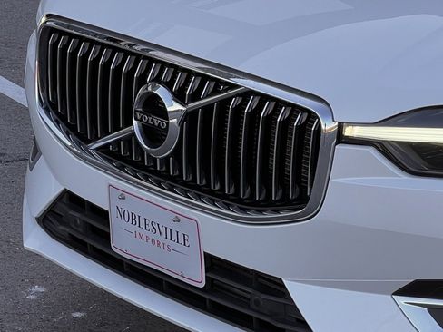 Used 2021 Volvo XC60 T5 Inscription image 11