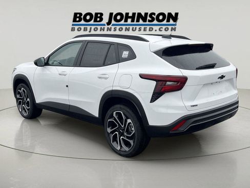 New 2026 Chevrolet Trax RS image 5