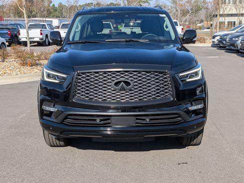 Used 2023 INFINITI QX80 Luxe w/ Cargo Package image 8