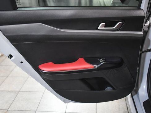 Used 2021 Kia K5 GT-Line image 11