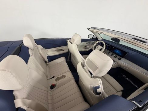 Used 2023 Mercedes-Benz E 450 Cabriolet image 13