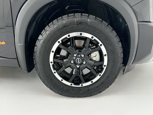 Used 2025 Nissan Pathfinder Rock Creek AWD/4WD image 30