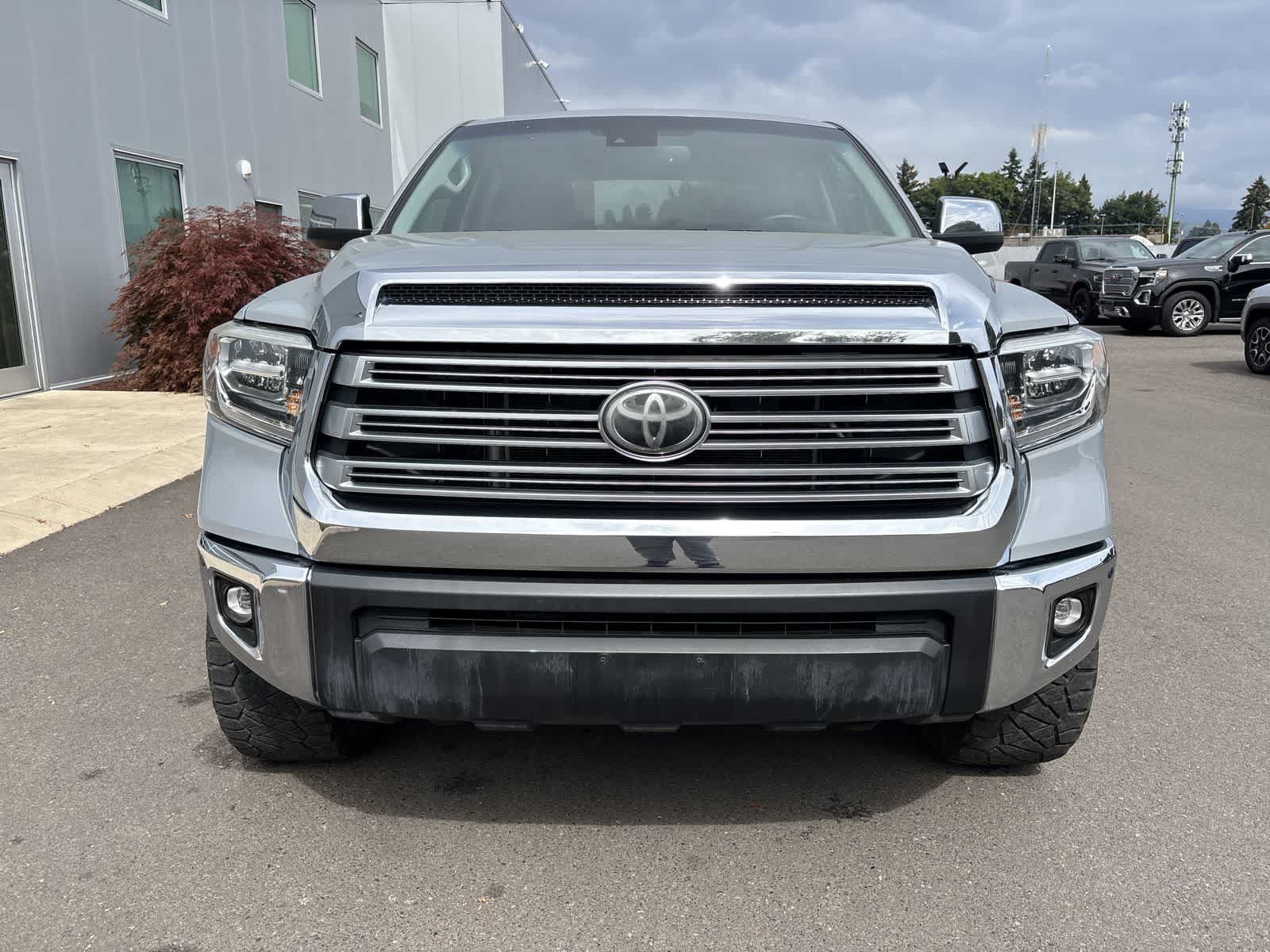 Used 2020 Toyota Tundra Limited w/ Limited Premium Package AWD/4WD image 7