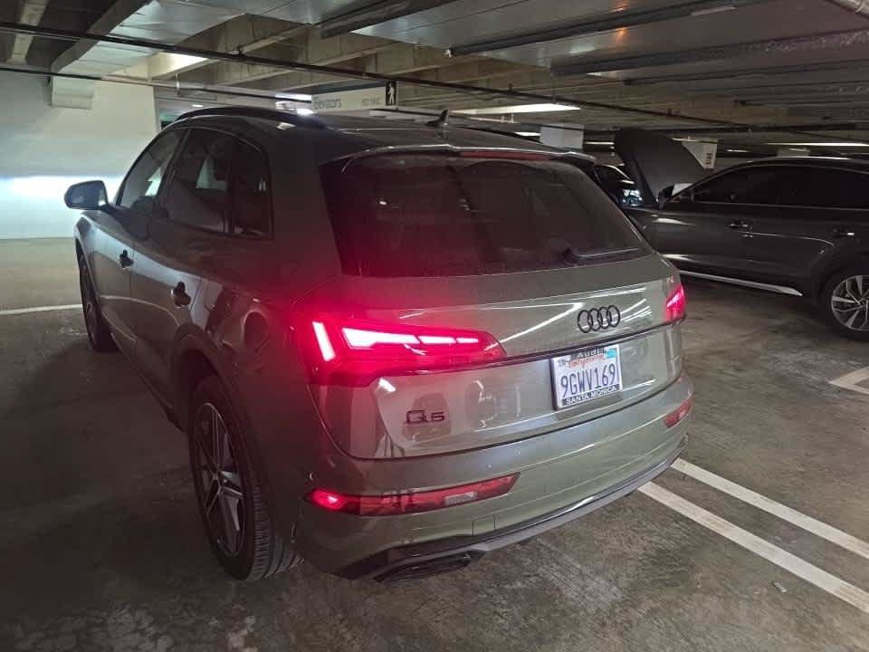 Used 2023 Audi Q5 e Prestige w/ Prestige Package AWD/4WD image 4
