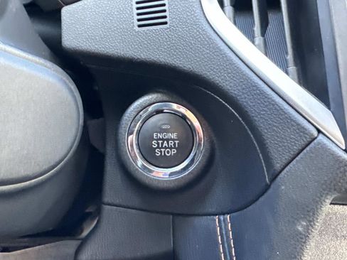 Used 2023 Subaru Crosstrek 2.5i Limited image 30