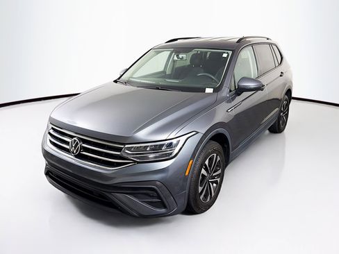 Used 2022 Volkswagen Tiguan S FWD image 3