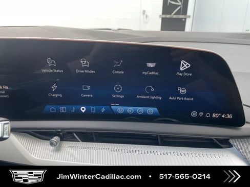 Certified 2025 Cadillac Optiq Luxury 2 w/ LPO, Floor Liner Package AWD/4WD image 32