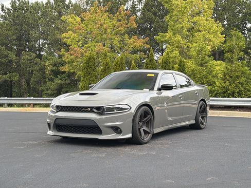 Used 2023 Dodge Charger Scat Pack RWD image 11