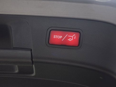 Used 2018 Mercedes-Benz GLA 250 4MATIC image 34