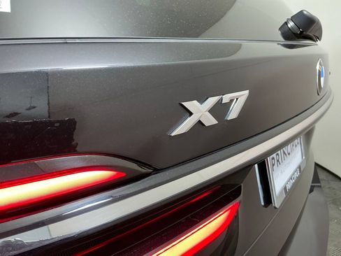 Certified 2024 BMW X7 xDrive40i w/ Premium Package AWD/4WD image 36