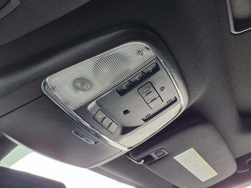 Used 2014 Jeep Grand Cherokee Limited image 15