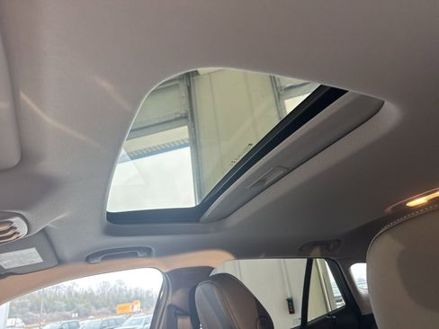 New 2026 Chevrolet Trax LT w/ Sunroof Package image 17