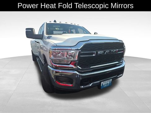 Used 2024 RAM 3500 Tradesman w/ Chrome Appearance Group AWD/4WD image 13