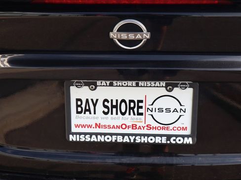 Certified 2023 Nissan Maxima SR w/ Sport Mat Group image 39