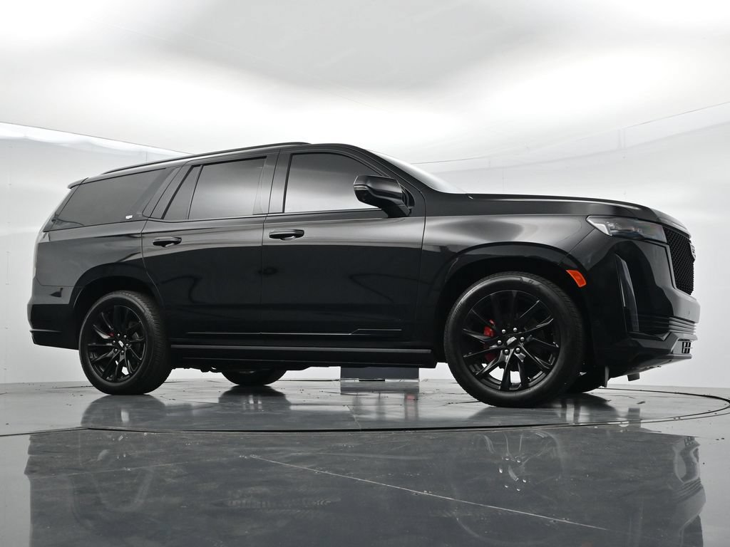 Used 2023 Cadillac Escalade Sport w/ LPO, ONYX Package AWD/4WD image 19