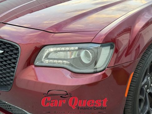 Used 2019 Chrysler 300 Touring w/ Sport Appearance Package RWD image 28