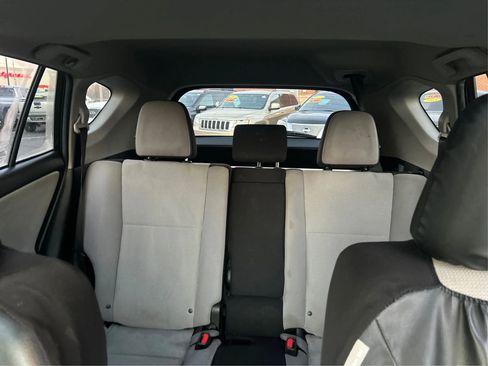 Used 2016 Toyota RAV4 XLE image 30