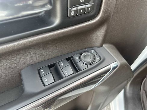 Used 2019 Chevrolet Silverado 1500 LTZ w/ LTZ Plus Package image 27