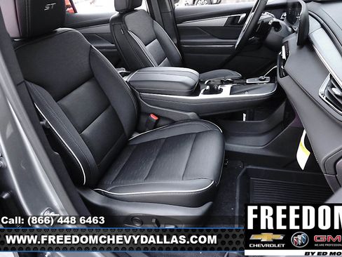 New 2026 Buick Enclave Sport Touring w/ Power Package FWD image 16