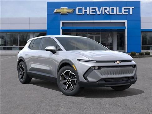 New 2026 Chevrolet Equinox EV LT FWD image 7