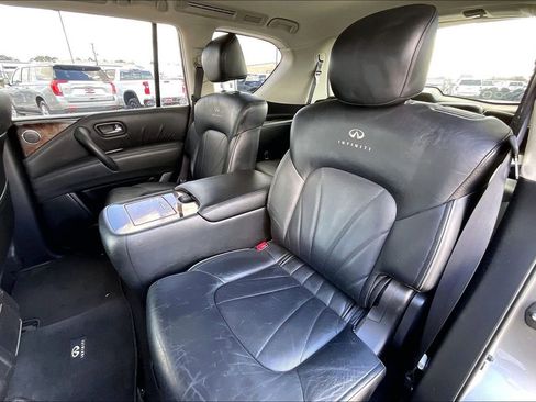 Used 2012 INFINITI QX56 4WD w/ Deluxe Touring Pkg image 19