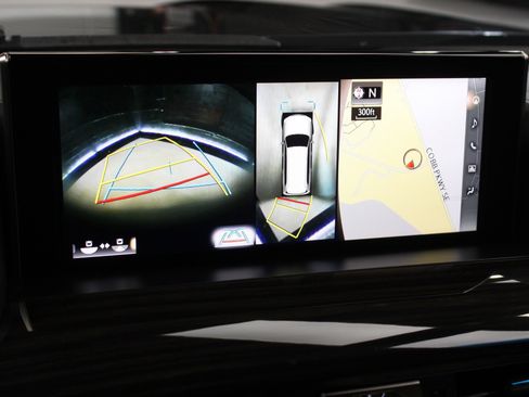 Used 2019 Lexus LX 570 4WD w/ Inspiration Series image 59