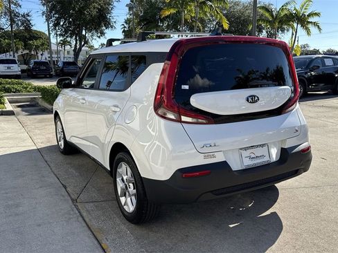 Used 2020 Kia Soul S image 14