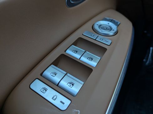 Certified 2022 Genesis GV70 2.5T w/ Advanced Package image 21