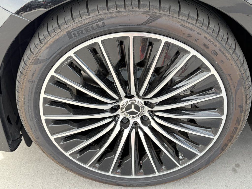 Used 2024 Mercedes-Benz E 450 4MATIC Sedan image 5
