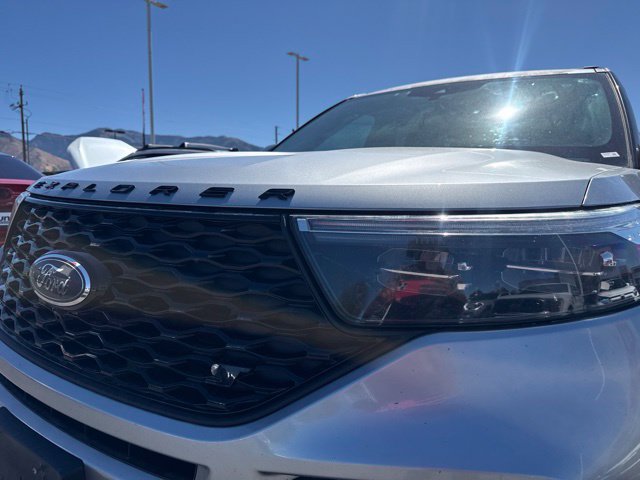 Used 2020 Ford Explorer ST AWD/4WD image 3