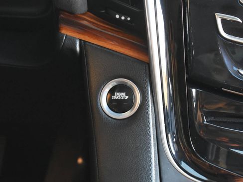 Used 2015 Cadillac Escalade Premium image 54