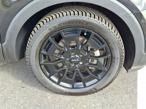 Used 2022 Kia Telluride SX w/ Nightfall Edition Package image 8