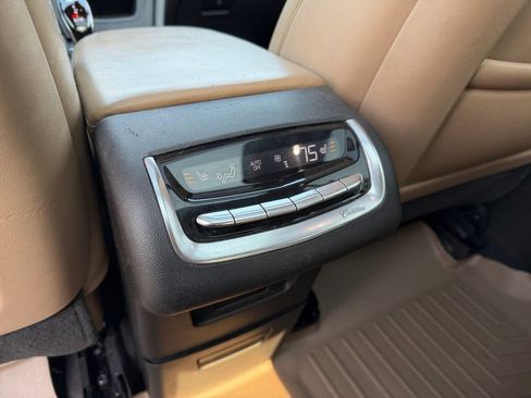 Used 2022 Cadillac XT6 Sport w/ Platinum Package AWD/4WD image 32
