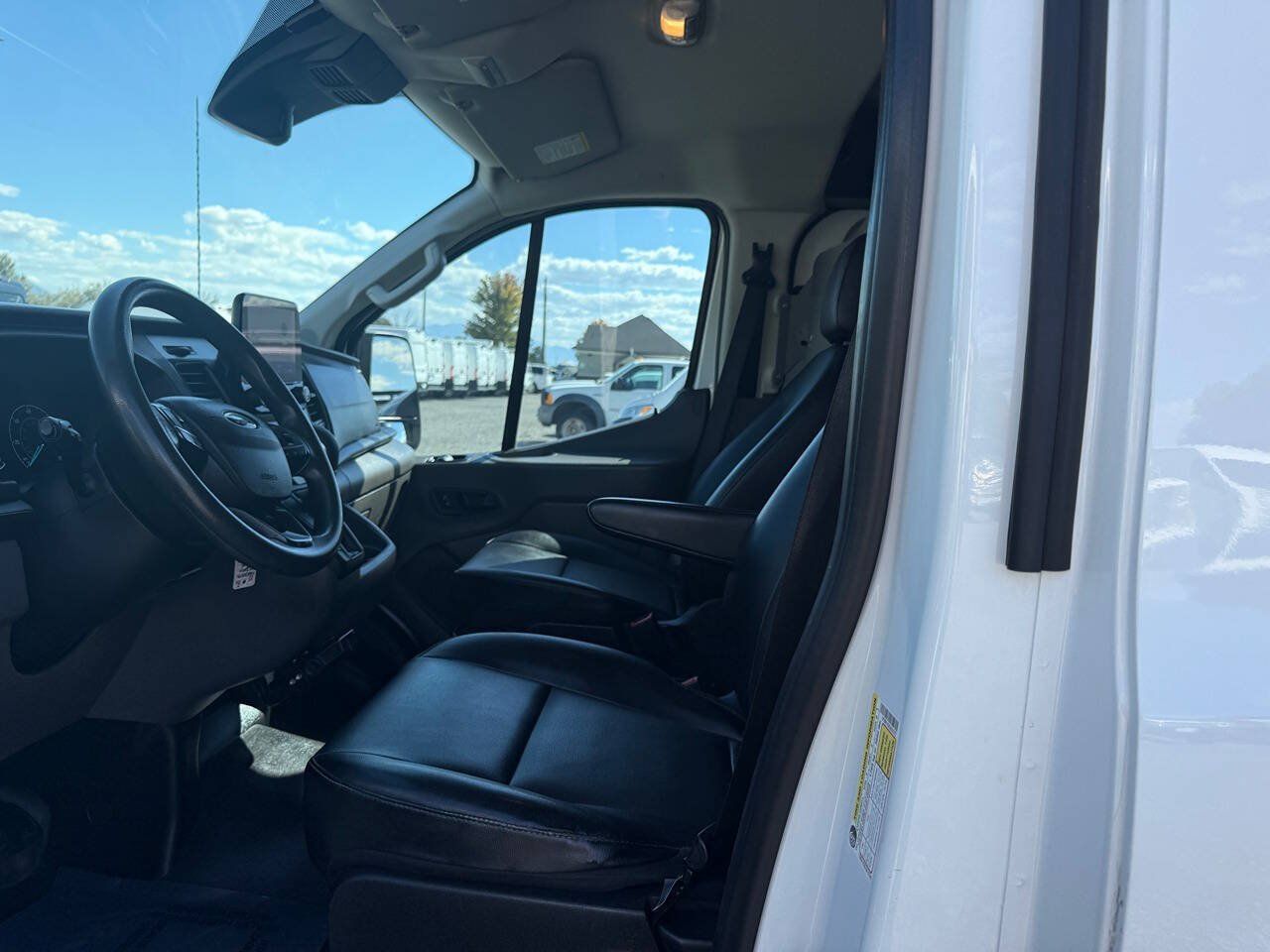 Used 2020 Ford Transit 250 Low Roof RWD image 16