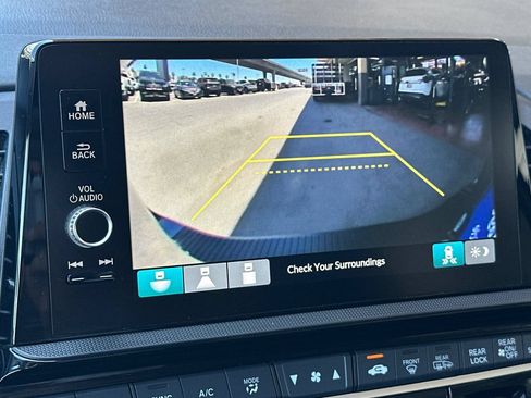 Used 2025 Honda Odyssey EX-L image 19