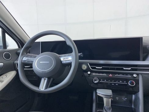 New 2025 Hyundai Sonata SE image 21