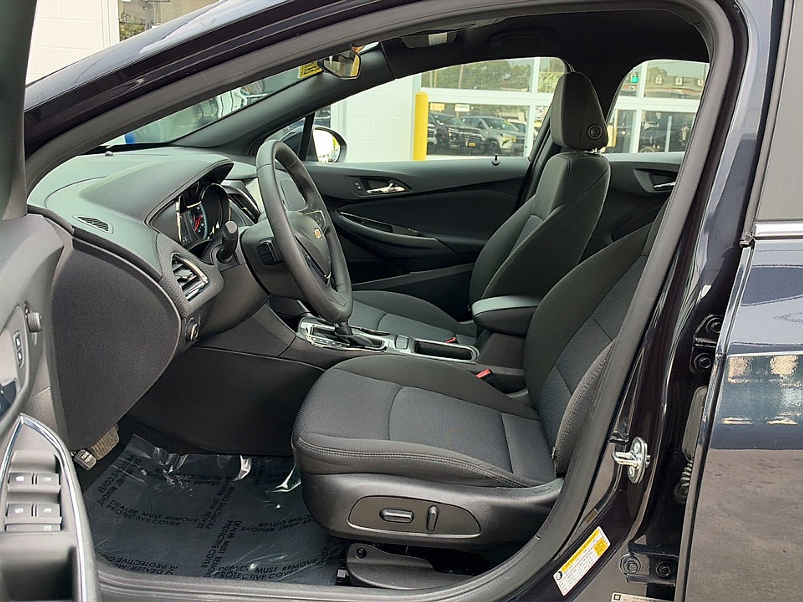 Used 2016 Chevrolet Cruze LT w/ Convenience Package FWD image 12