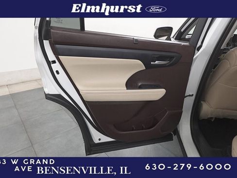 Used 2022 Toyota Highlander XLE image 22