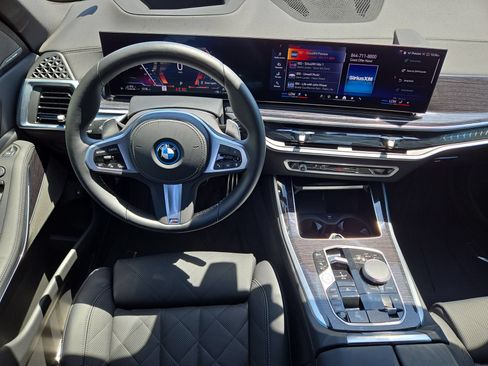 Used 2026 BMW X5 xDrive50e w/ M Sport Package AWD/4WD image 14