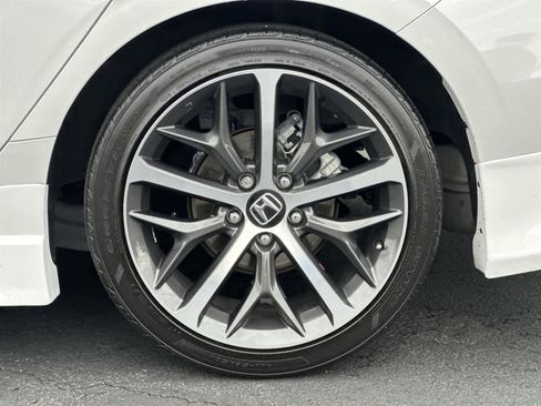 Used 2023 Honda Civic Touring image 8