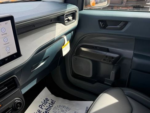 New 2026 Ford Maverick Lariat w/ Black Appearance Package image 29