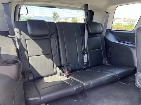 Used 2017 GMC Yukon SLT w/ Open Road Package image 40