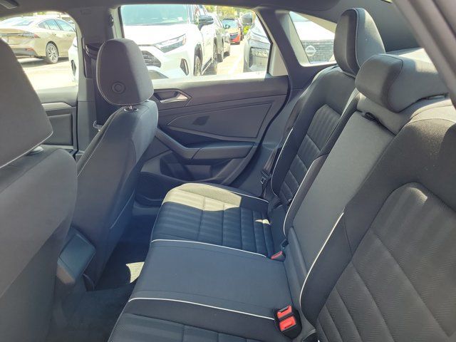 Used 2024 Volkswagen Jetta Sport FWD image 11