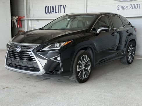 Used 2018 Lexus RX 450h AWD w/ Premium Package image 5