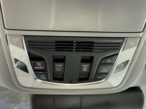 Used 2023 Acura RDX AWD w/ Advance Package image 26