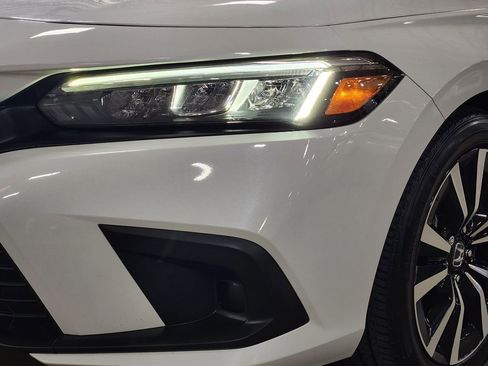 Used 2023 Honda Civic EX image 14