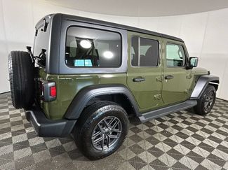 Used 2024 Jeep Wrangler Unlimited Sport AWD/4WD video 3