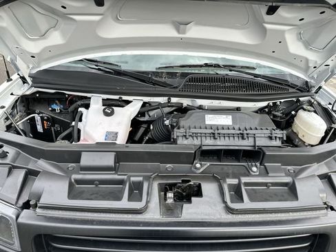 New 2025 GMC Savana 3500 w/ Driver Convenience Package image 20