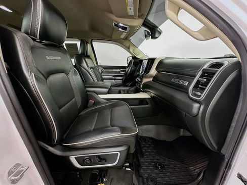 Used 2020 RAM 1500 Laramie w/ Off Road Group AWD/4WD image 27