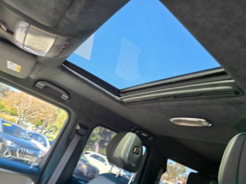 Used 2025 Mercedes-Benz G 580 w/ EQ Technology image 25